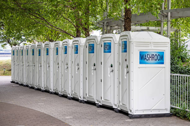 Best Portable restroom trailer rental  in Shady Shores, TX